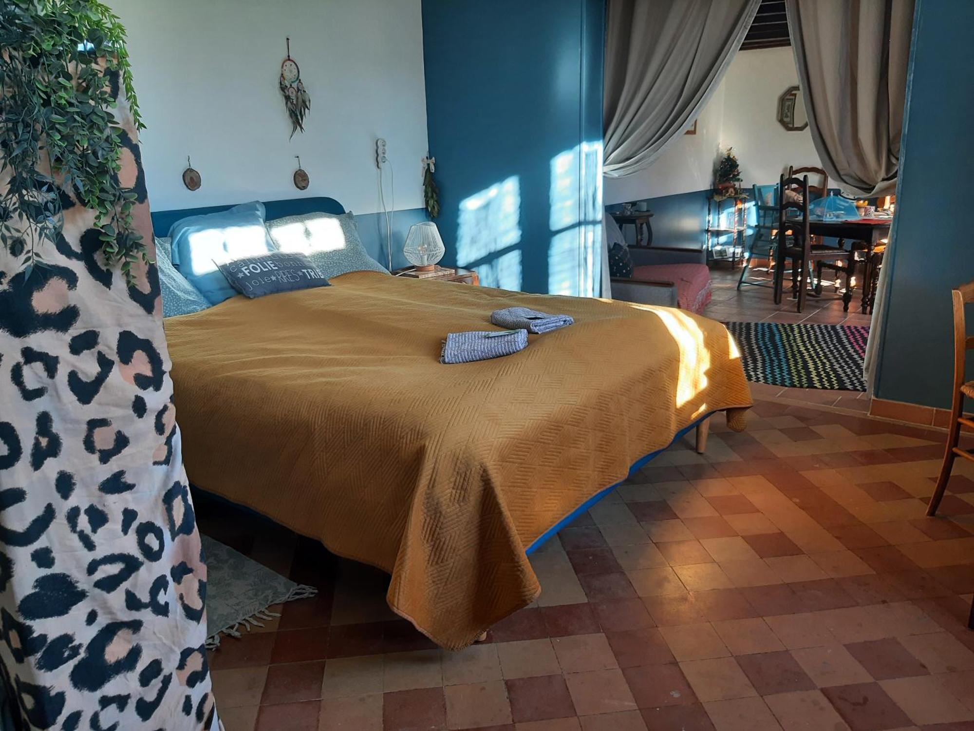 Notre Village Papillon Bed&Breakfast Neret エクステリア 写真